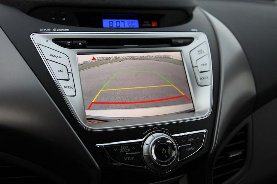  Hyundai Elantra Limited 2011 года  (фото 17 из 45)